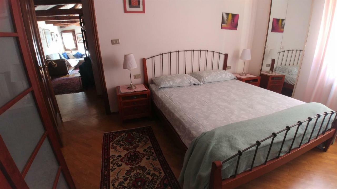 Mansarda Querini Apartman Velence Kültér fotó